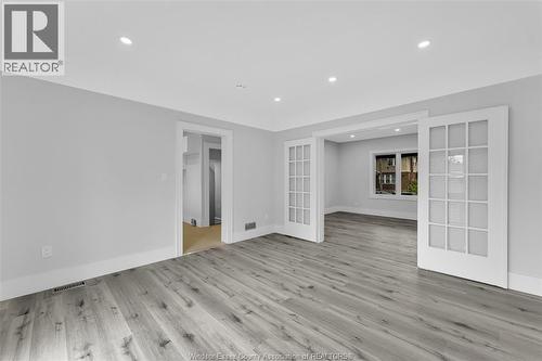 1525 Dougall, Windsor, ON - Indoor Photo Showing Other Room