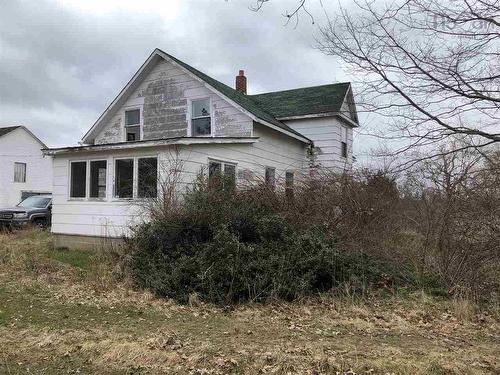 7017 Highway 1, Belleisle, NS 