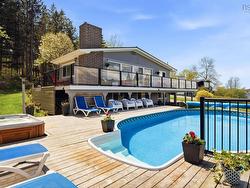 9222 Highway 3 Highway Maders Cove, NS B0J 2E0