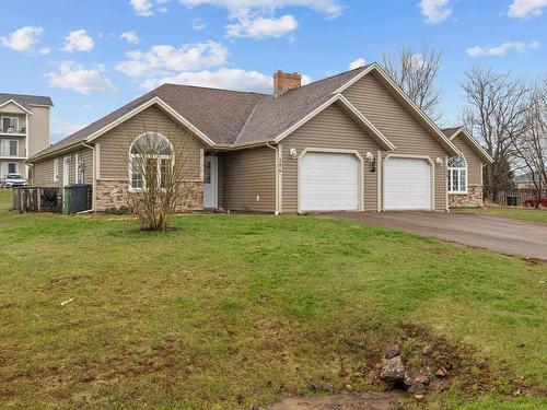 106 Heron  Stratford, PE C1B 2B9