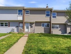 12 Aberdeen Court  Dartmouth, NS B2X 1K4