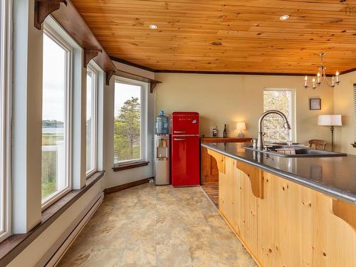 1501 Highway 304, Cape Forchu, NS 