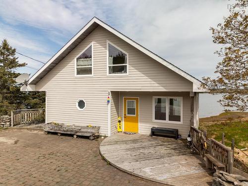 1501 Highway 304, Cape Forchu, NS 