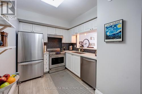 1008 - 5 Everson Drive, Toronto, ON - Indoor Photo Showing Kitchen With Double Sink