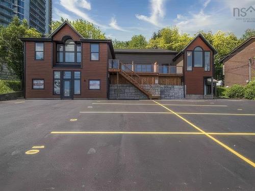 58 Bedford Highway, Halifax, NS 