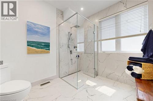 4176 Saunders Crescent, Burlington, ON - Indoor Photo Showing Bathroom