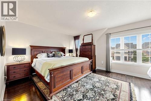 4176 Saunders Crescent, Burlington, ON - Indoor Photo Showing Bedroom
