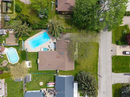 4 MACKIE STREET  St. Catharines (Port Dalhousie), ON L2N 5N5