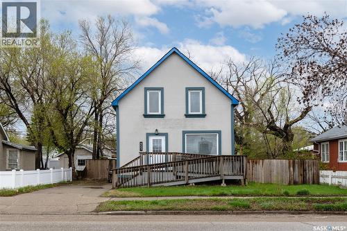 453 LILLOOET STREET W  Moose Jaw, SK S6H 4Z4