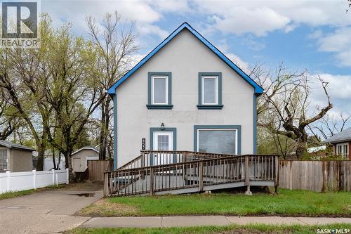 453 LILLOOET STREET W  Moose Jaw, SK S6H 4Z4