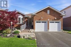 876 SUNDANCE CIRCLE Oshawa (Northglen), ON L1J 8P1