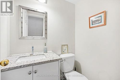 700 Tweedsmuir Avenue, Ottawa, ON - Indoor Photo Showing Bathroom