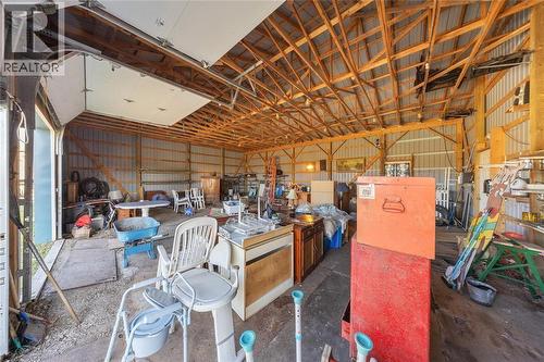 1224 Brigden Road, Sombra, ON - Indoor