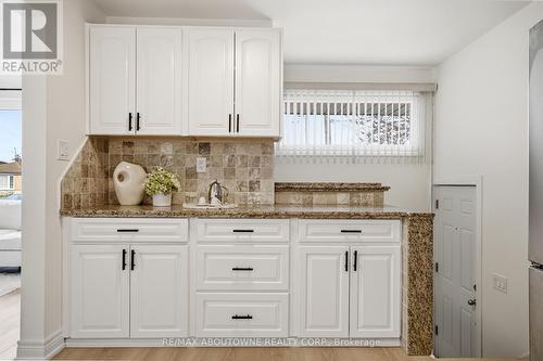 106 Beland Avenue N, Hamilton, ON - Indoor