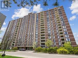 3170 KIRWIN AVENUE  Mississauga, ON L5A 3R1