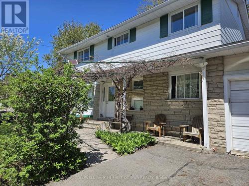front entry - 2061 Balharrie Avenue, Ottawa, ON 