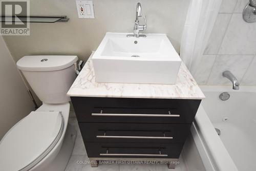 primary bath ensuite - 2061 Balharrie Avenue, Ottawa, ON 