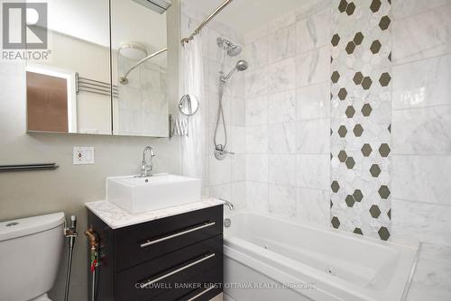 2061 Balharrie Avenue, Ottawa, ON 