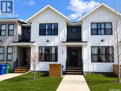 145 Rosewood BOULEVARD E  Saskatoon, SK S7V 0P4