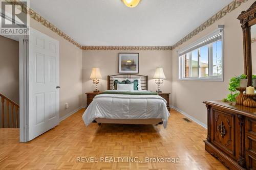 1263 Bantham Street, Mississauga, ON - Indoor Photo Showing Bedroom