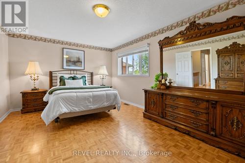 1263 Bantham Street, Mississauga, ON - Indoor Photo Showing Bedroom