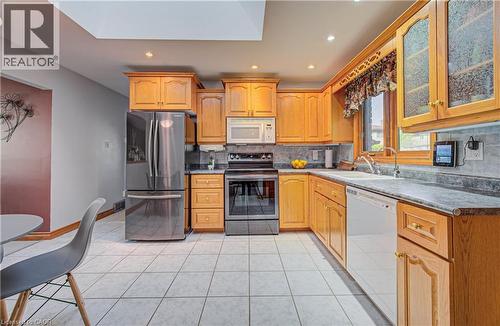 119 Martinglen Crescent, Kitchener, ON - Indoor Photo Showing Kitchen