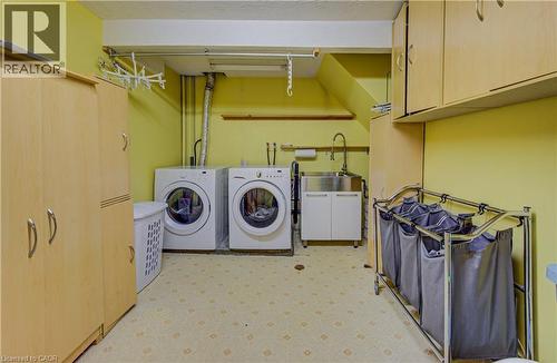 119 Martinglen Crescent, Kitchener, ON - Indoor Photo Showing Laundry Room