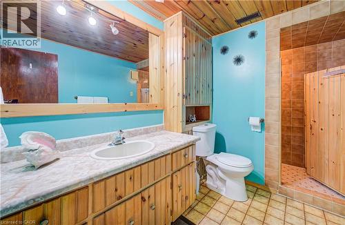 119 Martinglen Crescent, Kitchener, ON - Indoor Photo Showing Bathroom