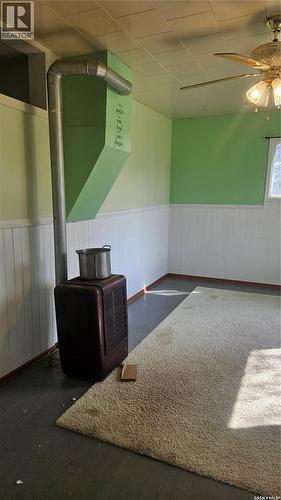 612-614 3Rd Avenue, Cudworth, SK - Indoor Photo Showing Other Room