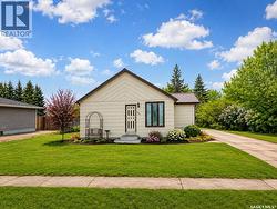 620 2nd AVENUE Raymore, SK S0A 3J0