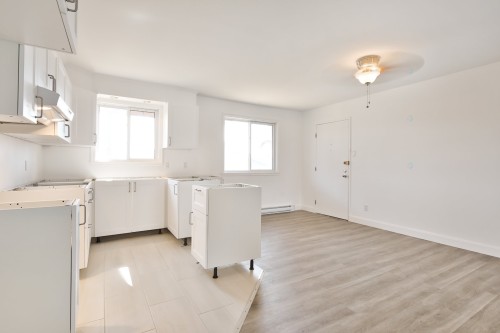 Logement - 150 Av. Amédée-Côté, Rougemont, QC - Indoor Photo Showing Kitchen