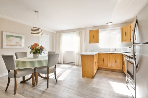 Logement - 150 Av. Amédée-Côté, Rougemont, QC - Indoor Photo Showing Dining Room