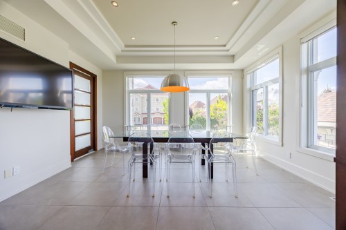 Coin-repas - 7720 Av. De Lugano, Brossard, QC - Indoor Photo Showing Dining Room