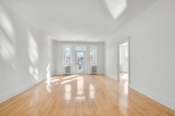 8-403 Boul. St-Joseph O. Montréal (Outremont), QC H2V 2P3