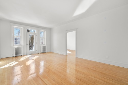 Salon - 8-403 Boul. St-Joseph O., Montréal (Outremont), QC - Indoor Photo Showing Other Room