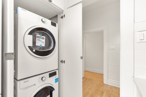 Salle de lavage - 23-403 Boul. St-Joseph O., Montréal (Outremont), QC - Indoor Photo Showing Laundry Room