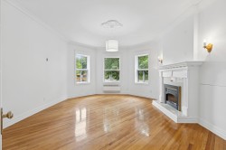7-2090 Rue Sherbrooke O. Montréal (Ville-Marie), QC H3H 1G5
