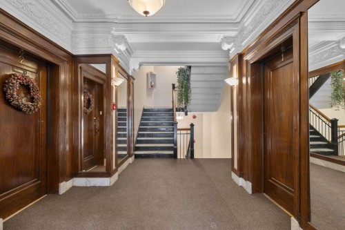 Hall d'entrée/Vestibule - 7-2090 Rue Sherbrooke O., Montréal (Ville-Marie), QC - Indoor Photo Showing Other Room
