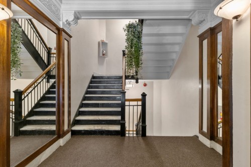 Hall d'entrée/Vestibule - 7-2090 Rue Sherbrooke O., Montréal (Ville-Marie), QC - Indoor Photo Showing Other Room