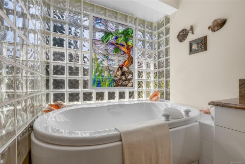 2221 Tarn Pl, Duncan, BC 