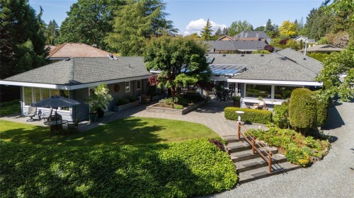2221 Tarn Pl, Duncan, BC 