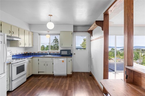 9921 Echo Hts, Chemainus, BC 