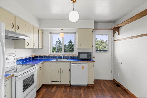9921 Echo Hts, Chemainus, BC 