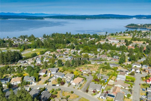 9921 Echo Hts, Chemainus, BC 