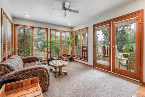 2245 Schulz Rd, Black Creek, BC 