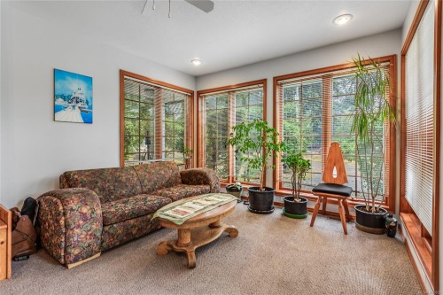 2245 Schulz Rd, Black Creek, BC 