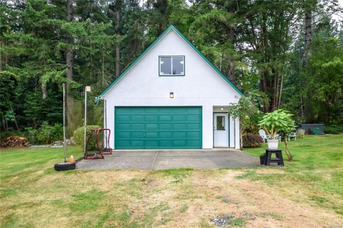 2245 Schulz Rd, Black Creek, BC 