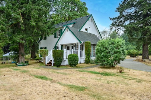 2245 Schulz Rd, Black Creek, BC 