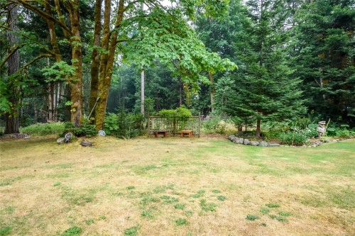 2245 Schulz Rd, Black Creek, BC 