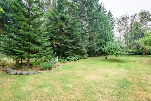 2245 Schulz Rd, Black Creek, BC 